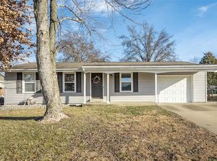 1904 Pebble Brook Dr, O'Fallon, MO 63366