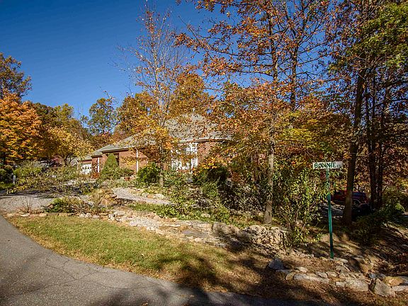 4th image of 116 Bonnie Ct