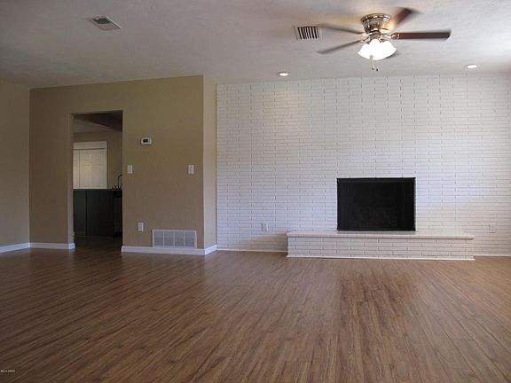 5th image of 1247 Sunset Cir