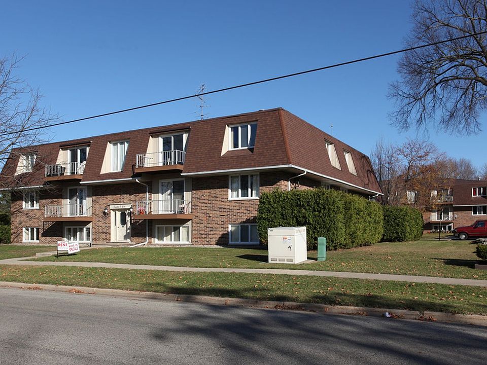 2nd image of 1209 Degroff St