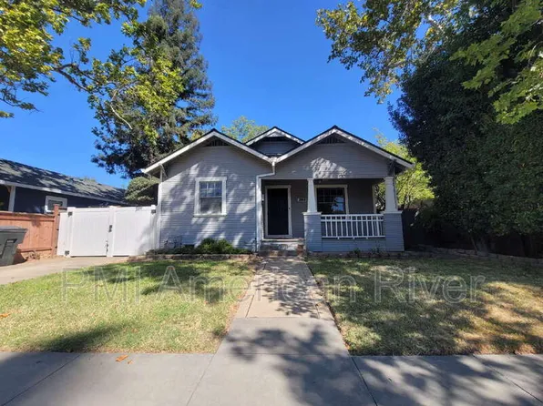 2153 7th Ave, Sacramento, CA 95818