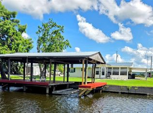 1628 Paradise Ln, Astor, FL 32102