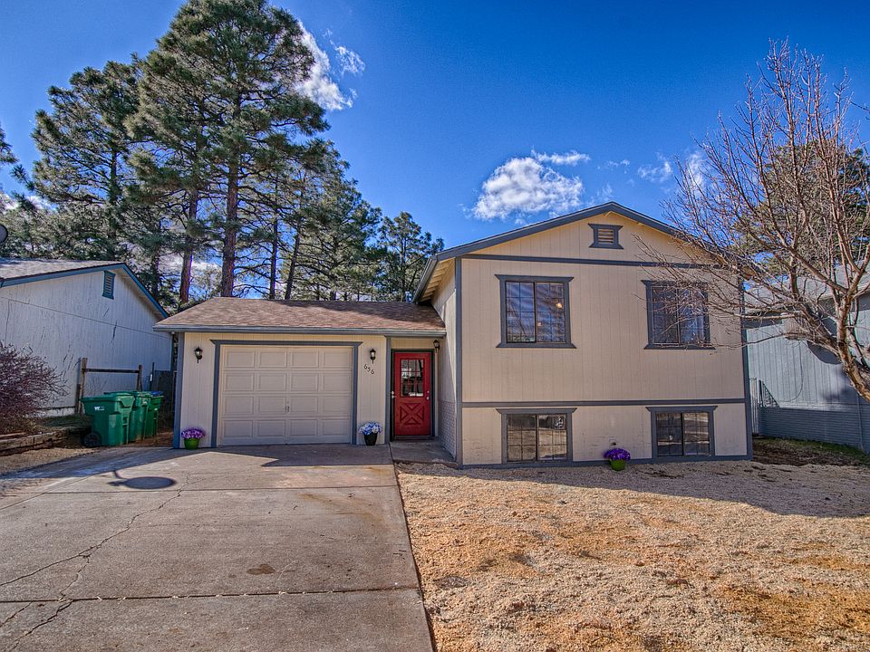 1st image of 656 N 6th Dr