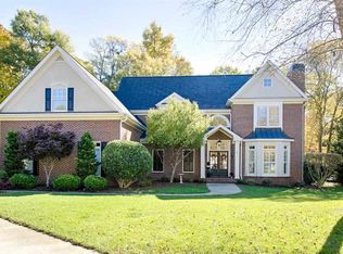 8 Canosa Ct, Simpsonville, SC 29681