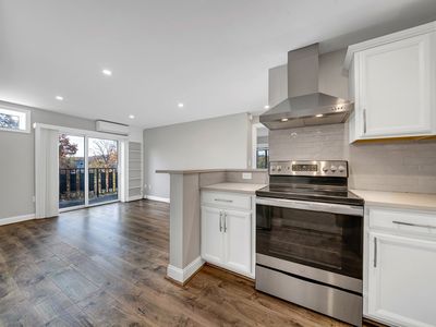 26 W Wyoming Ave APT 4E, Melrose, MA, 02176