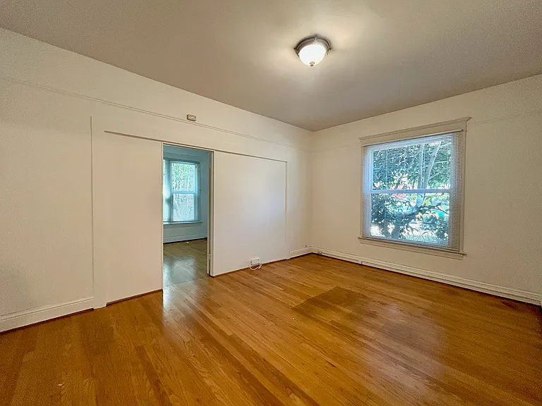 3922 Whitman Ave N #29 — Photo 6
