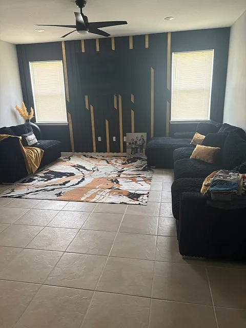 4 bed, 1807 sqft, $2,200 — Photo 3