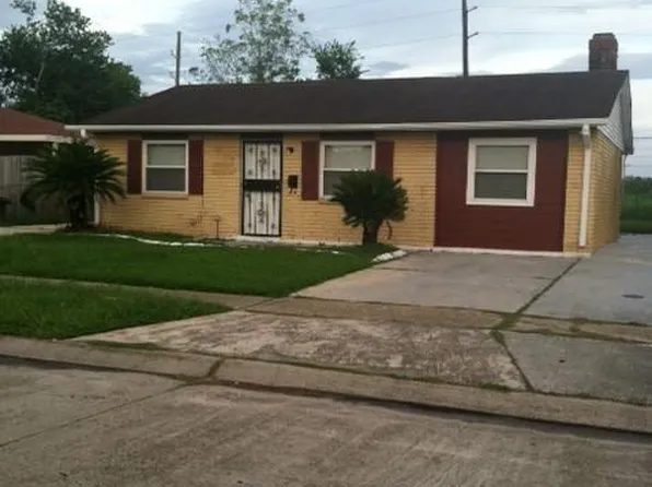 204 Senate Dr, Westwego, LA 70094