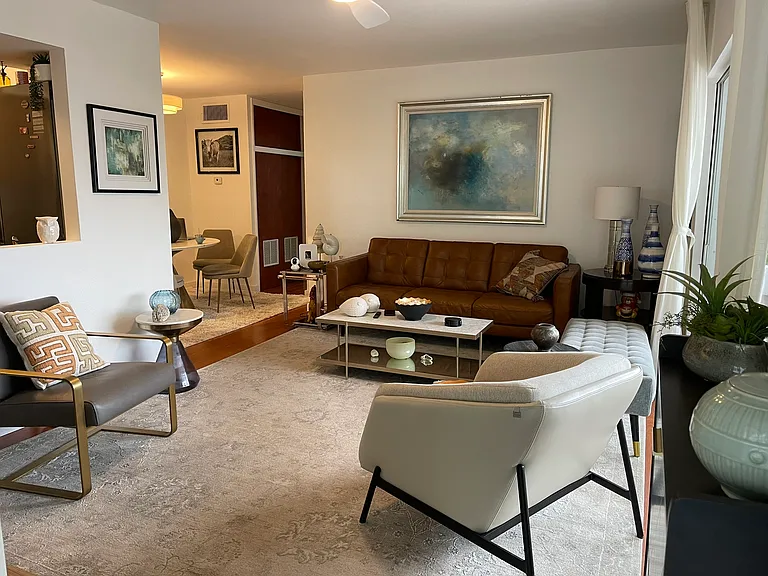 1021 Michigan Ave #7 — Photo 3