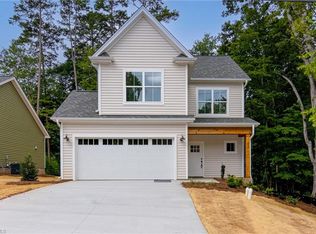 832 Vandar Dr, Winston Salem, NC 27106