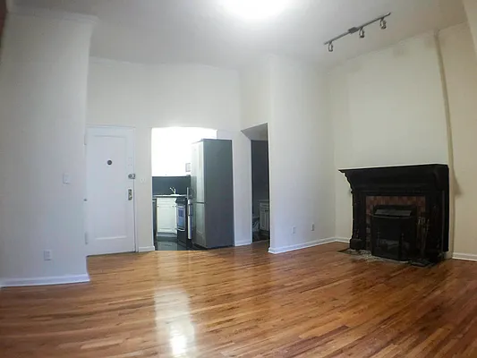 Rented by Francine Realty | media 11