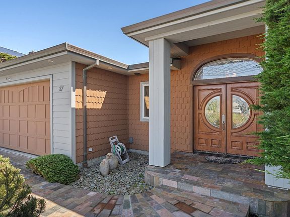 5th image of 27 Maui Lane