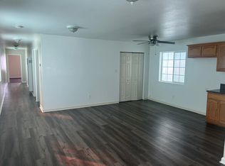 9406 S Main St #1/2, Los Angeles, CA 90003