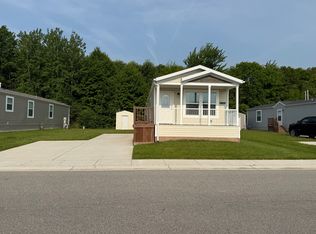 6304 Square Lake Dr #6304, Smiths Creek, MI 48074