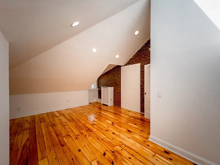 100 Chestnut Ave #3 — Photo 7