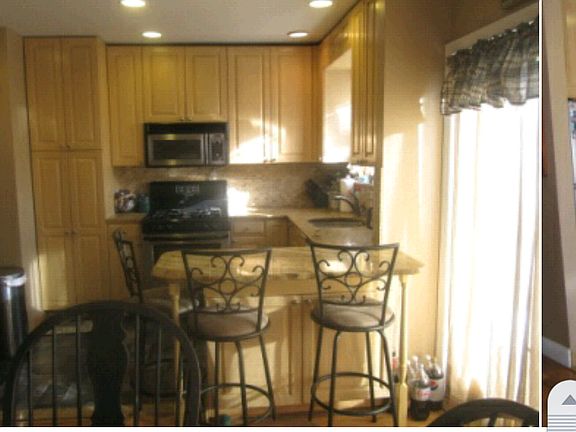 4th image of 3206 Ampere Ave
