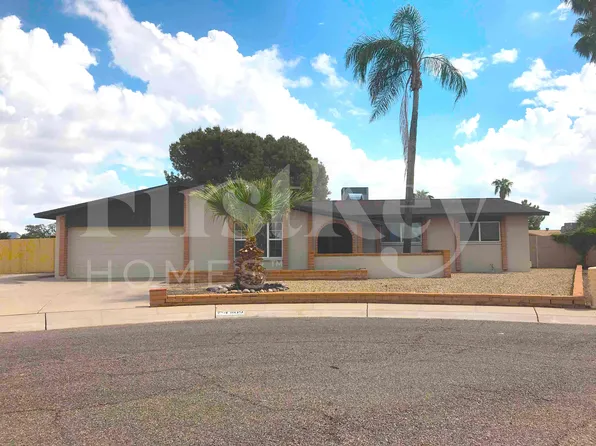 4809 W Laurel Ln, Glendale, AZ 85304