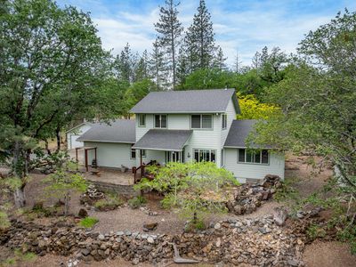 200 Rene Dr, Shady Cove, OR, 97539