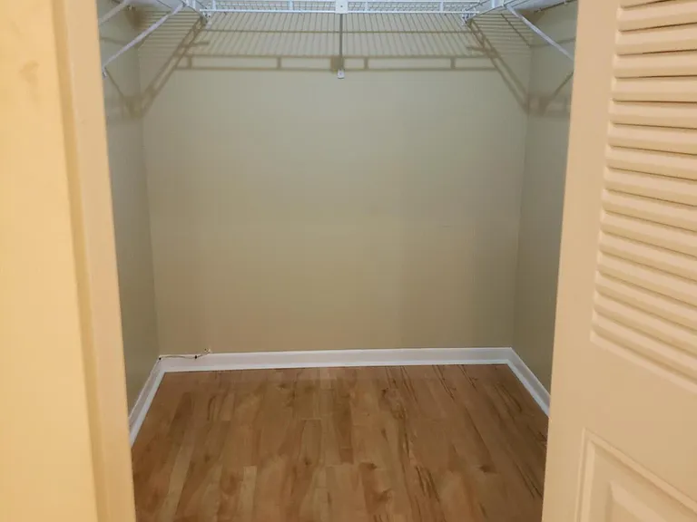 10875 Lake Front Pl #10875 — Photo 9
