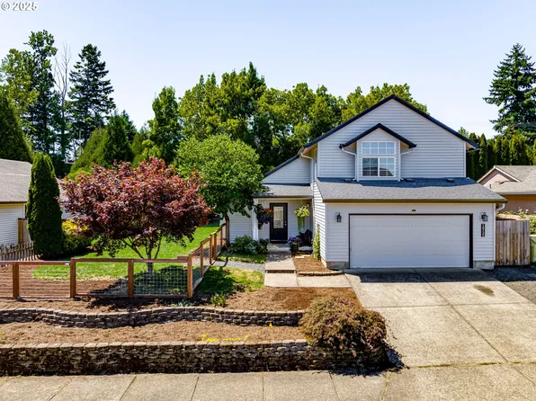 10735 NW McKay Creek Ct, North Plains, OR 97133