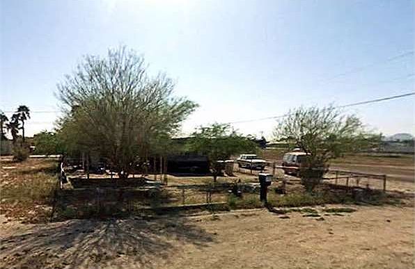 1st image of 409 5th Ave W