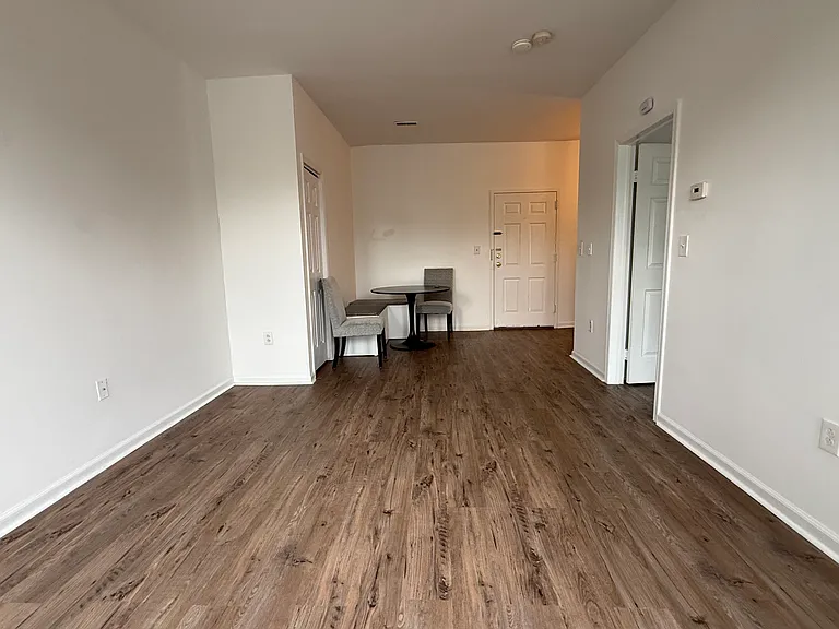 2661 Main St #3 — Photo 10