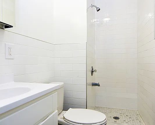 4th image of 263 W 113th St APT 4F
