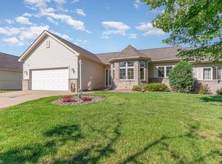 808 Aurora Cir, Red Wing, MN 55066