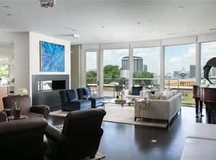 2929 McGee Trafficway UNIT 500, Kansas City, MO 64108