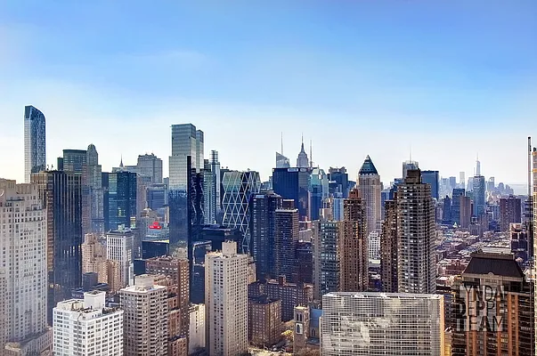 Sold by City Connections Realty | media 20