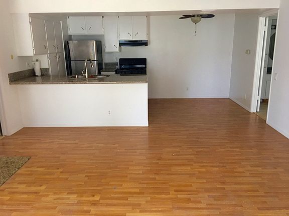 3rd image of 2853 S Fairview St Unit G