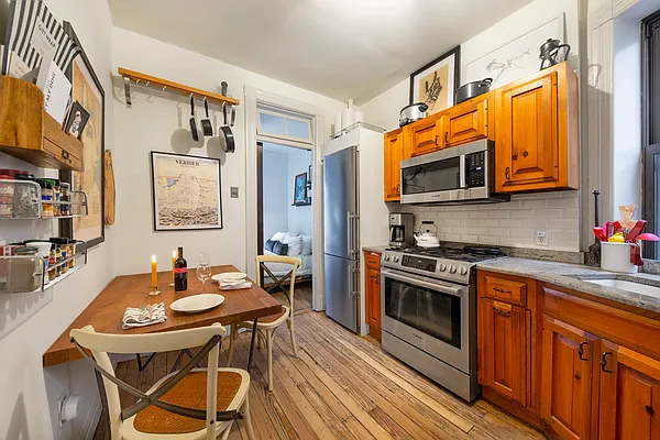 Sold by Compass | media 5