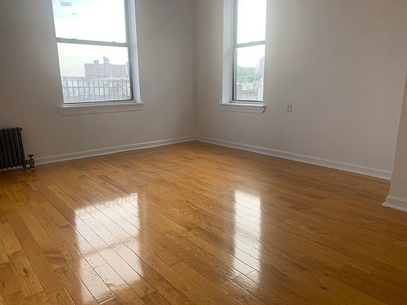 5th image of 616 W 207th St APT 5A