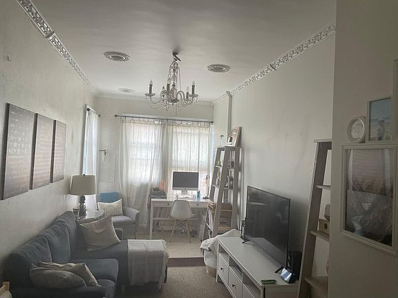 3rd image of 152 Beach 125th St #2