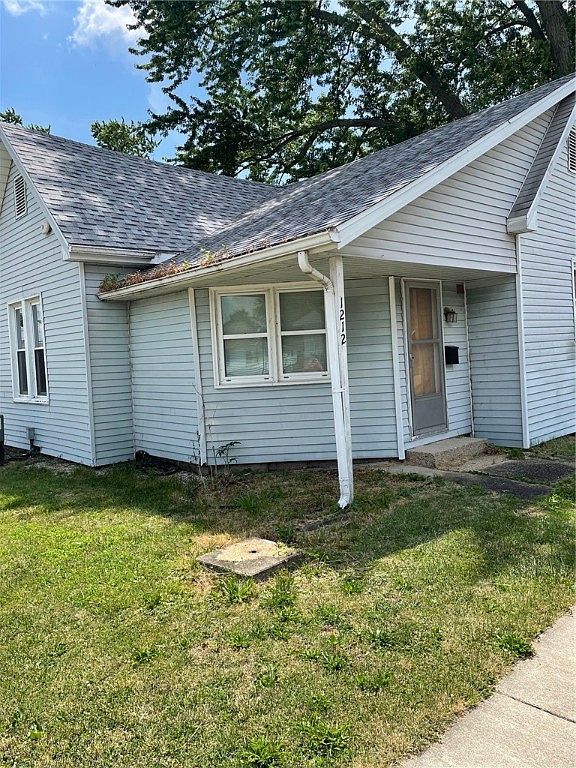 1212 N Jefferson St, Robinson, IL 62454 Zillow