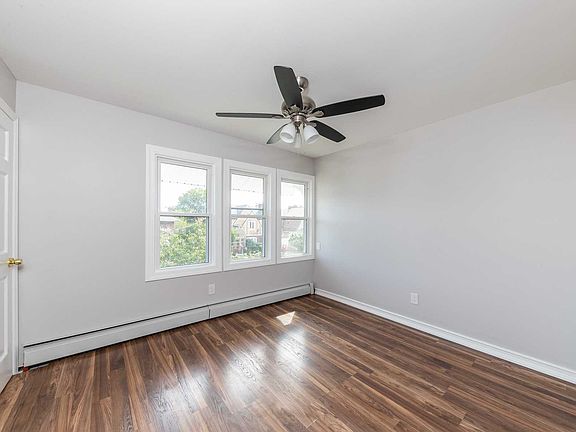 2nd image of 7 Monroe St #B