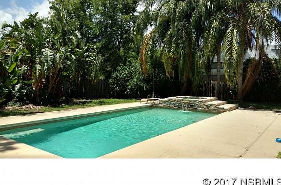 3rd image of 1412 Florida Moss Ln