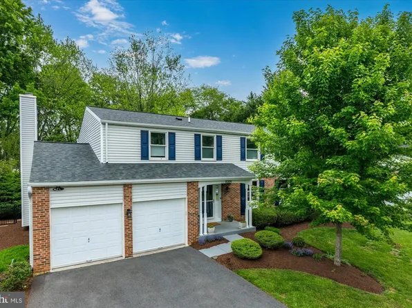 11209 Maine Cove Dr, Gaithersburg, MD 20878