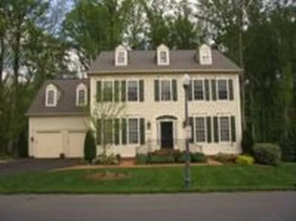 714 Turtle Pond Ln, Gaithersburg, MD 20878