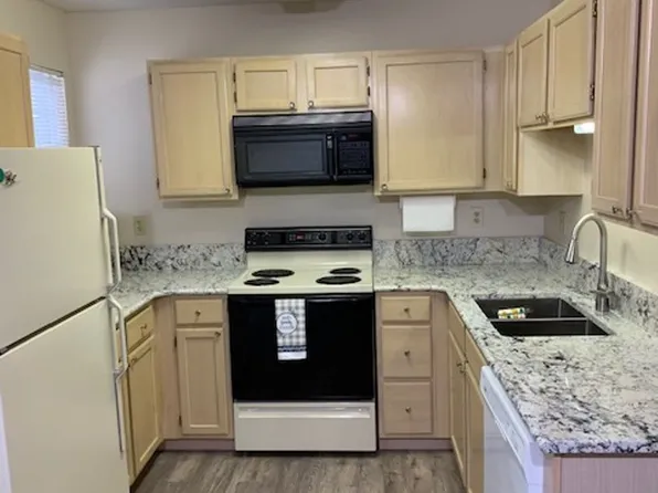 119 Vixen Cir APT I, Branson, MO 65616