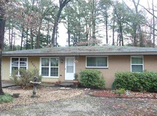 1023 Edgehill Dr, Benton, AR 72015