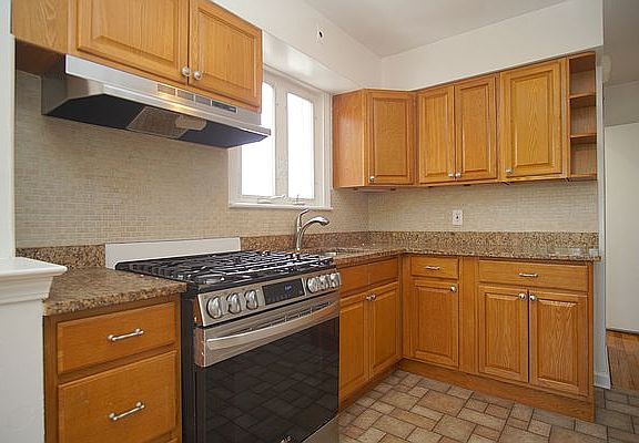 5th image of 36-20 21st Ave #3