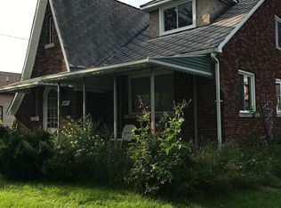 2453 Niagara Rd, Niagara Falls, NY 14304