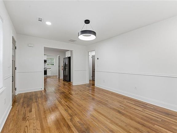 4th image of 2762 Oldknow Dr NW