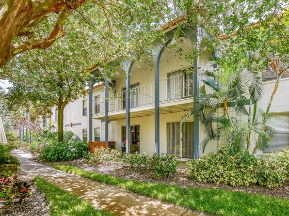 4350 W Kennedy Blvd APT 32