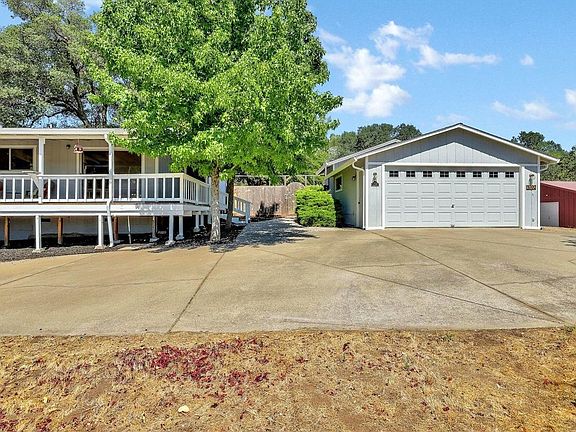 4th image of 3702 Berkesey Ln