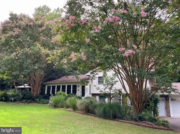 23061 Green Holly Rd, Lexington Park, MD 20653