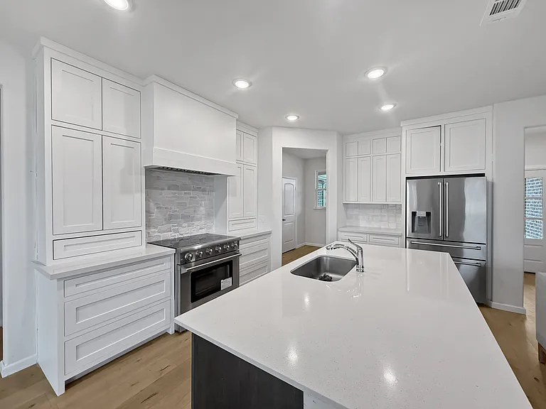 2018 Morse St — Photo 12