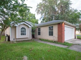220 Cypress Dr, Kingsland, GA 31548
