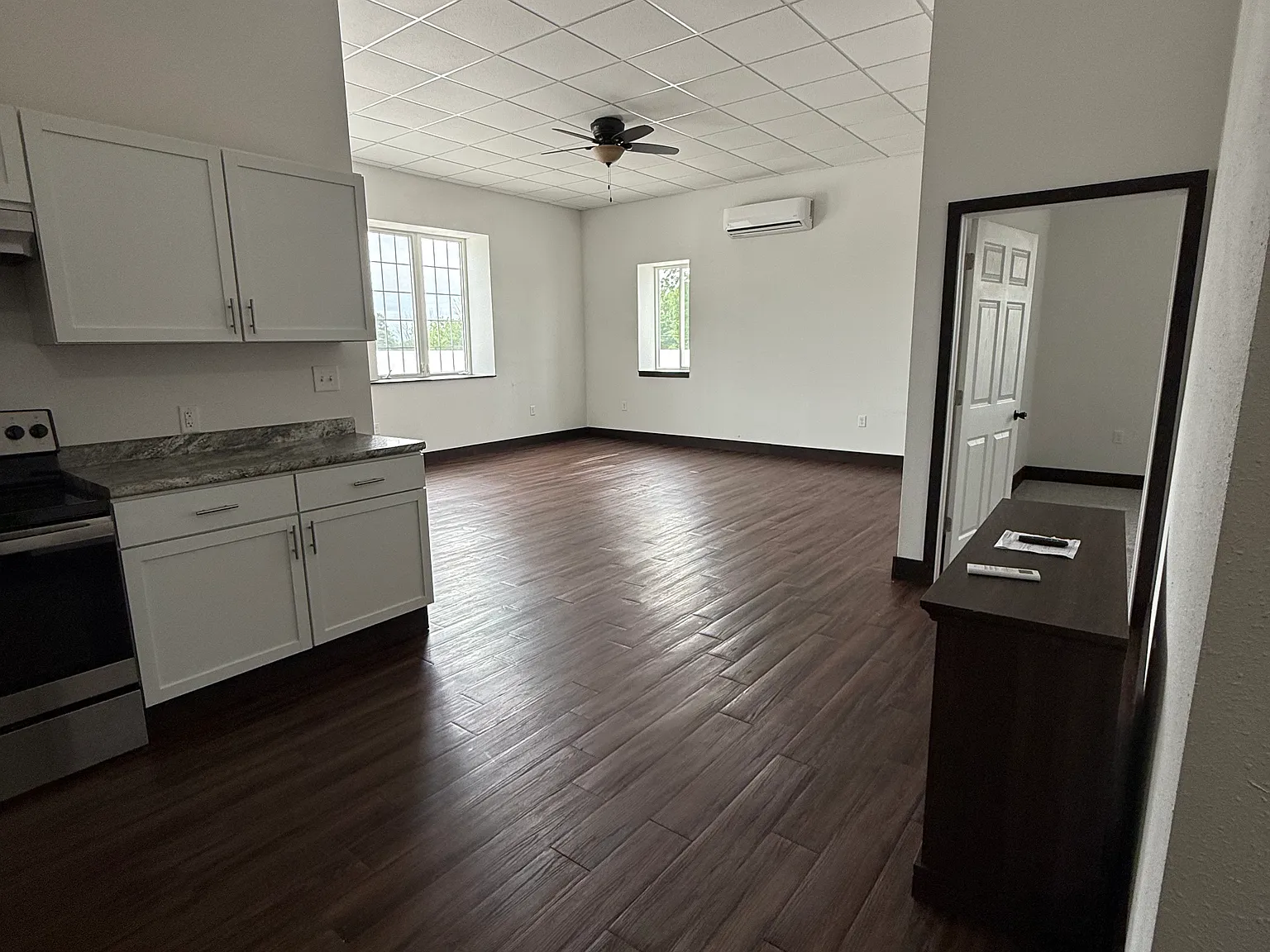 410 Smith St — Photo 1
